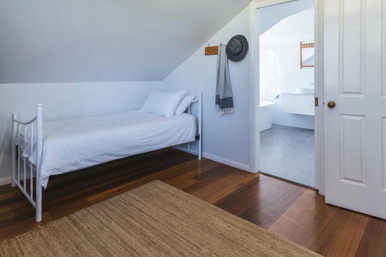 Worrowing Jervis Bay Hotel Хъскисън Екстериор снимка